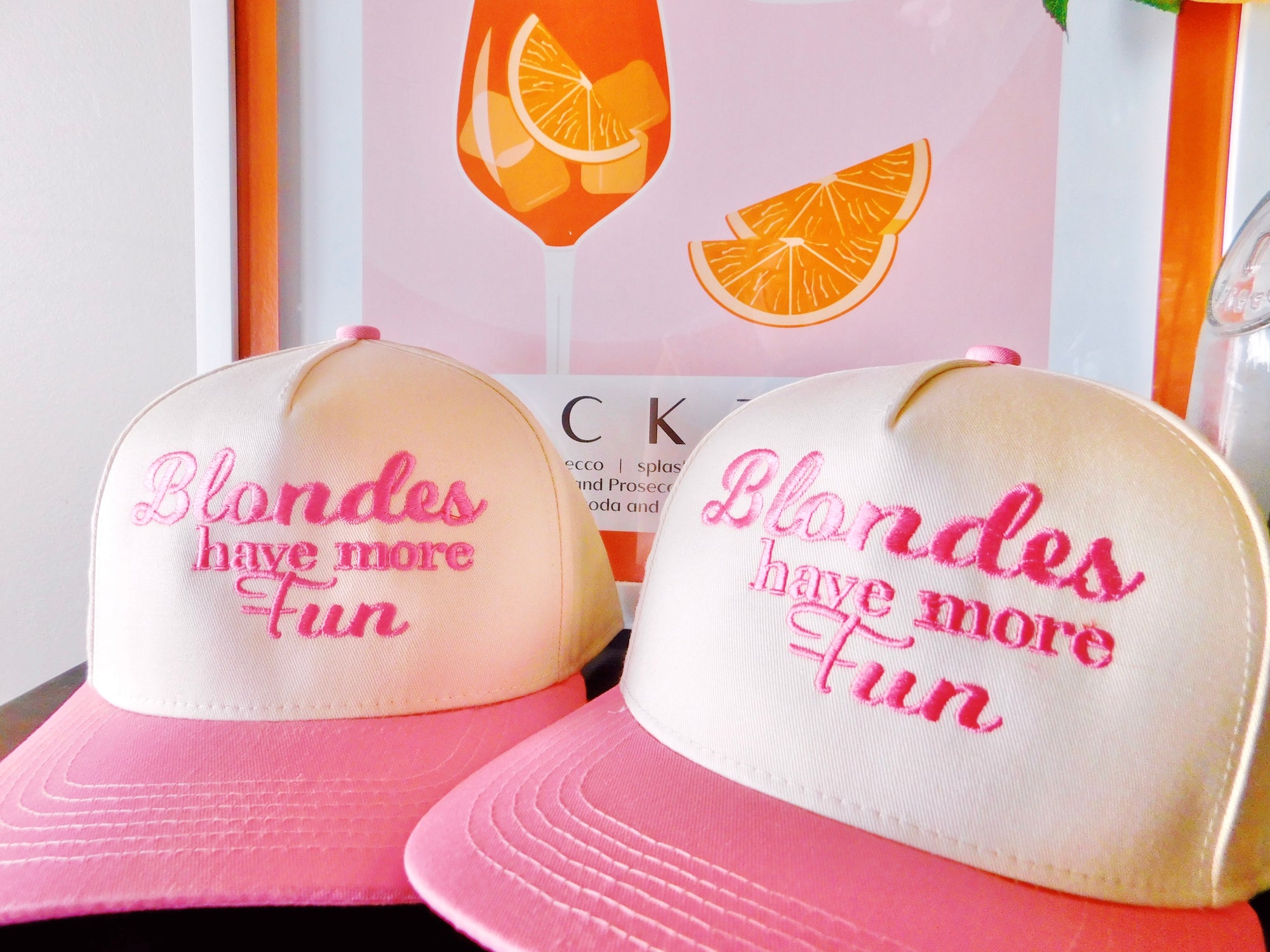 Blondes have more fun - Vintage Trucker