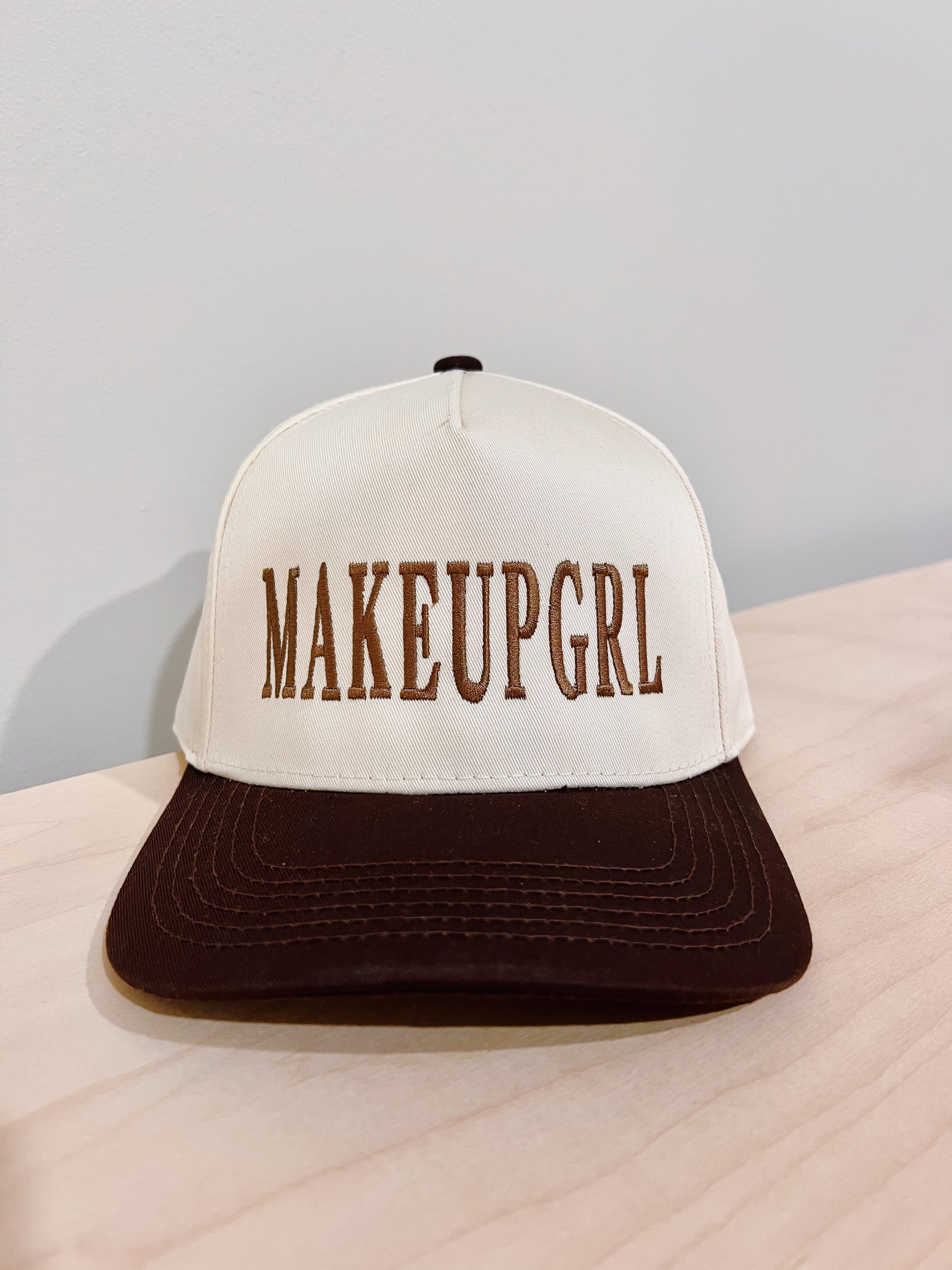Makeup Girl Trucker - Brown